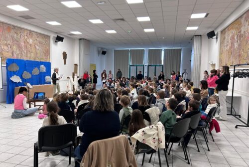 Pâques 2026 école sainte croix de saint gilles croix de vie